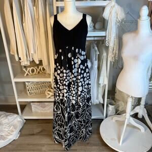 Sami & Jo women’s sz. Large black & white sundress, maxi dress, summer #4007